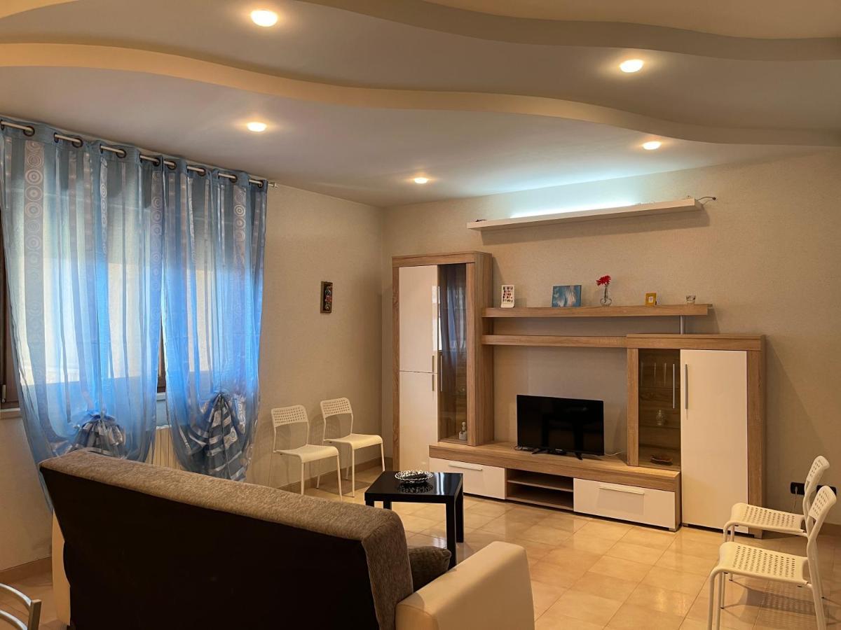 [Apulian Heart] Elegante Appartamento Gioia Del Colle Exterior foto