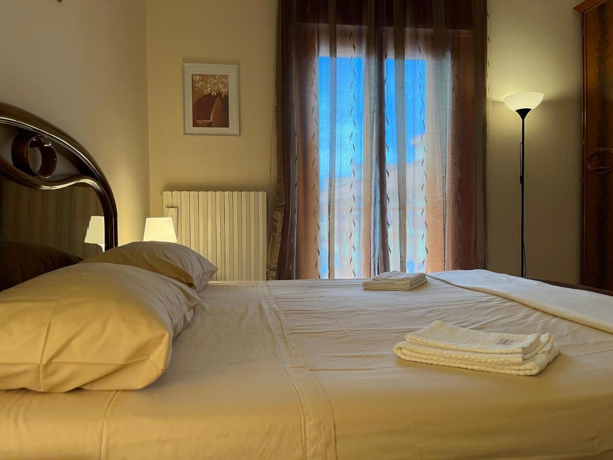 [Apulian Heart] Elegante Appartamento Gioia Del Colle Exterior foto