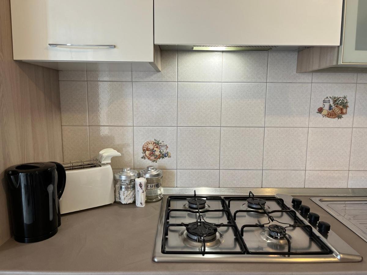 [Apulian Heart] Elegante Appartamento Gioia Del Colle Exterior foto