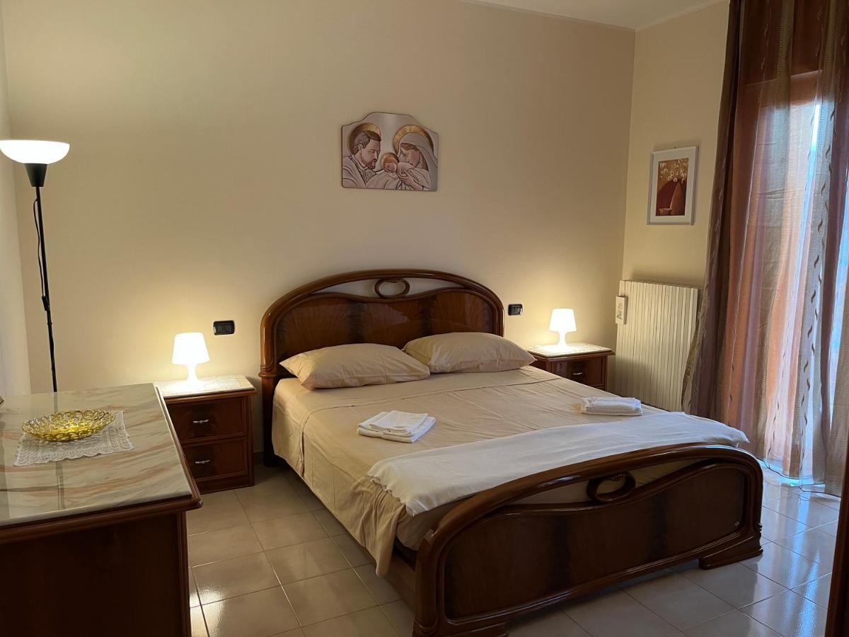 [Apulian Heart] Elegante Appartamento Gioia Del Colle Exterior foto